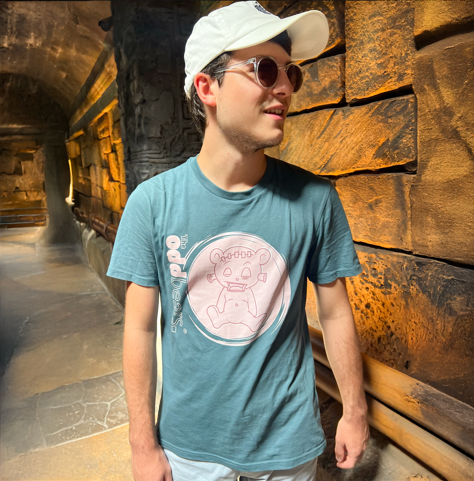 Pink Loop T-shirt Presentation