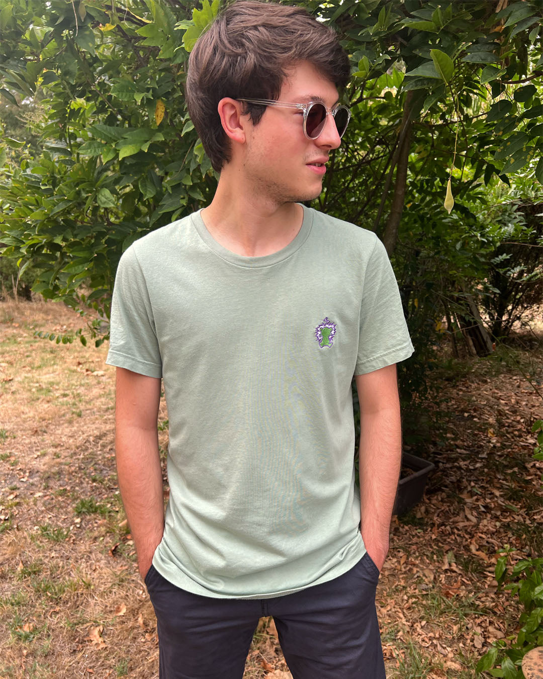 Tiny Surge – T-shirt Premium unisexe avec broderie